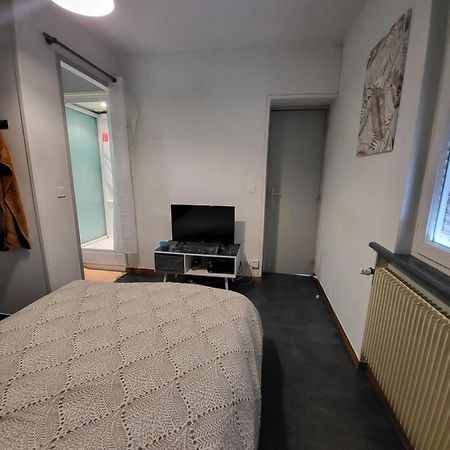 Confort Supreme A 2 Pas De La Gare Amiens Exterior photo